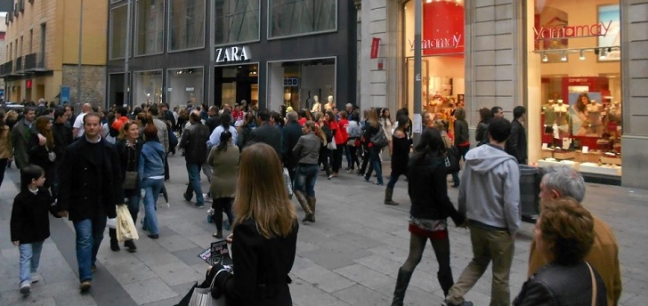 La afluencia a los centros comerciales cae un 1,1% en septiembre por la ralentización del consumo